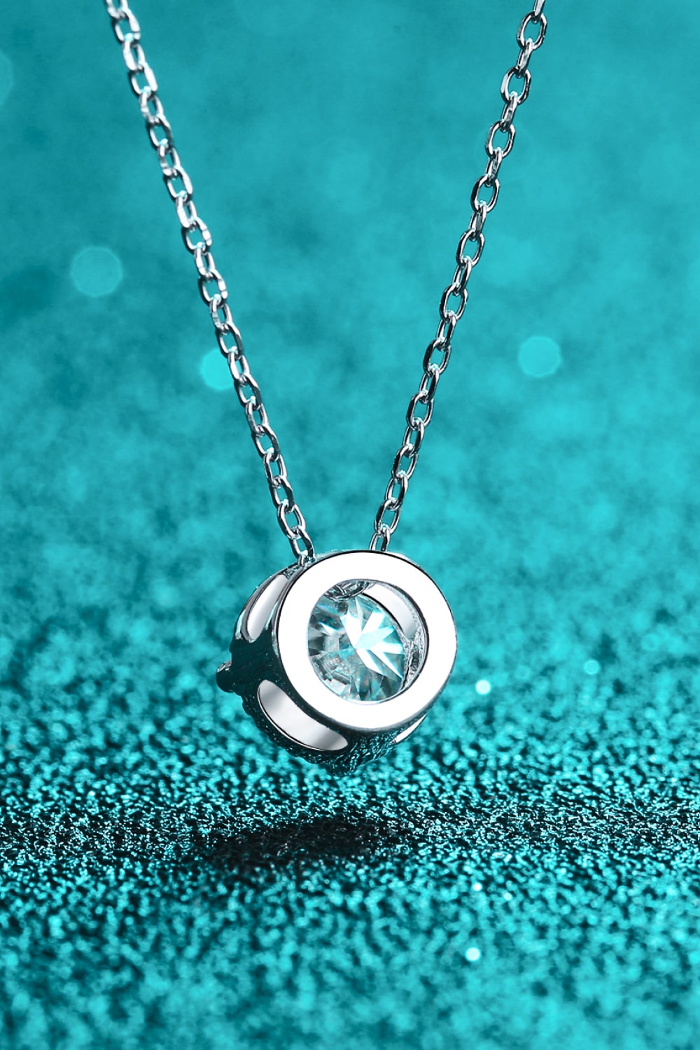 Peyton Round Pendant Necklace